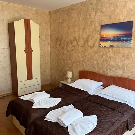 Apartamento Robinson Elenite First Line *